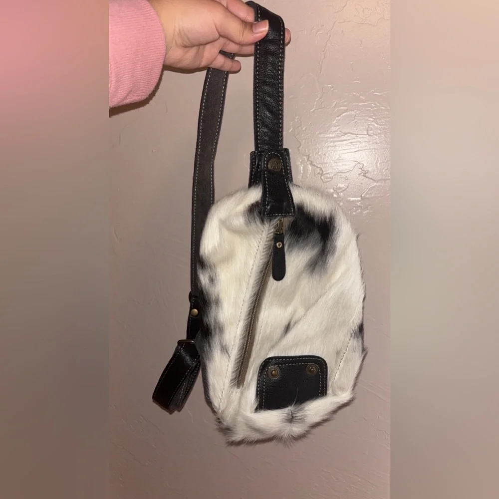 Myra crossbody bag - Picture 2 of 3
